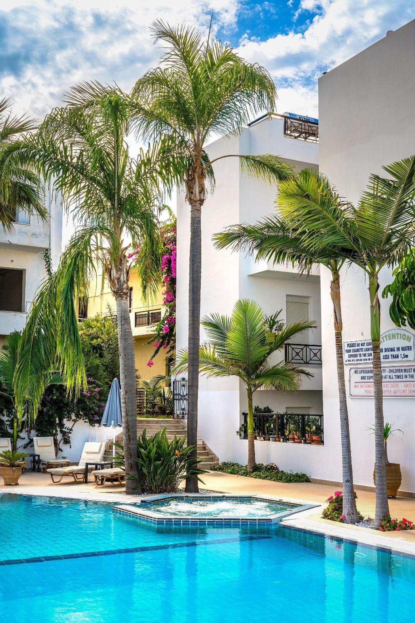 Malia Mare Hotel Exterior foto