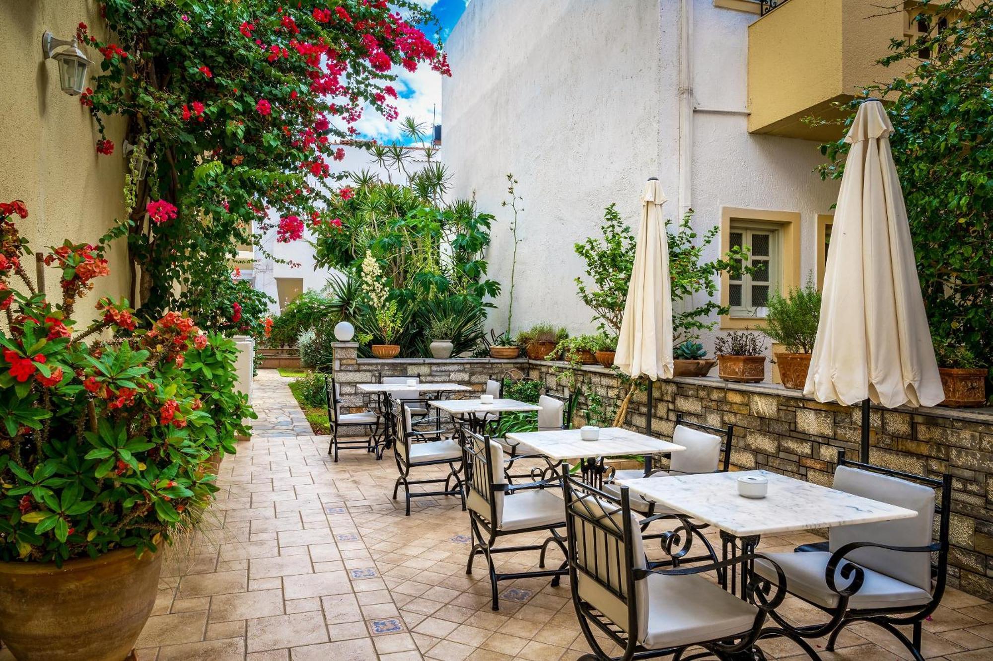 Malia Mare Hotel Exterior foto